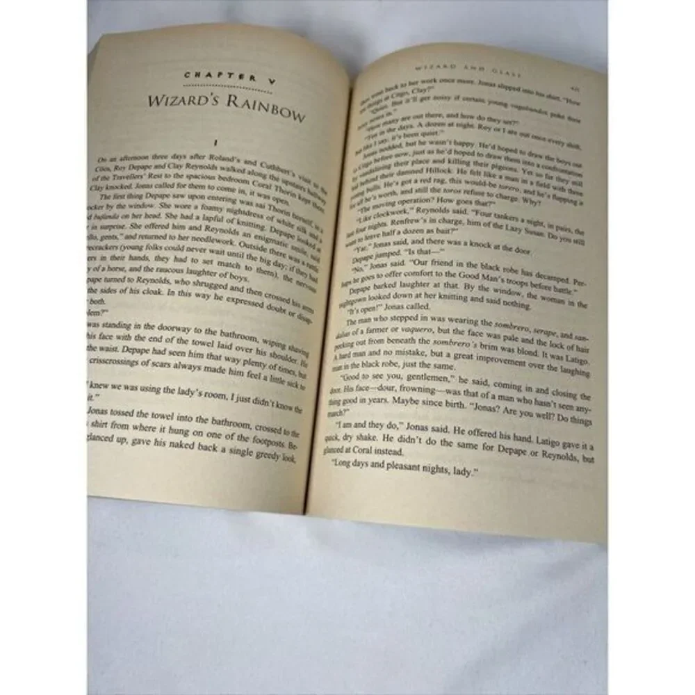 Stephen King‎ The Dark Tower IV: Wizard And Glass 1997 p/b very good